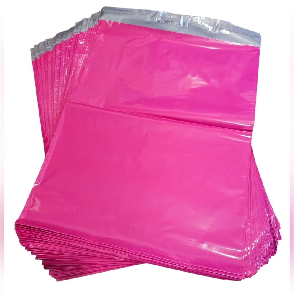 Poly Mailers In Pink, Waterproof, and Tear Resistant. 100 Pack 14½" x 19" - Picture 1 of 2